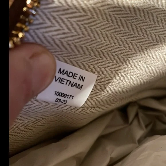 New , Authentic Tory Burch tote bag - Picture 13 of 16